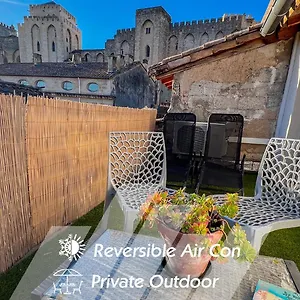 Ac - Private Exterior - Au Pied Du Palais Des Papes! Appartement